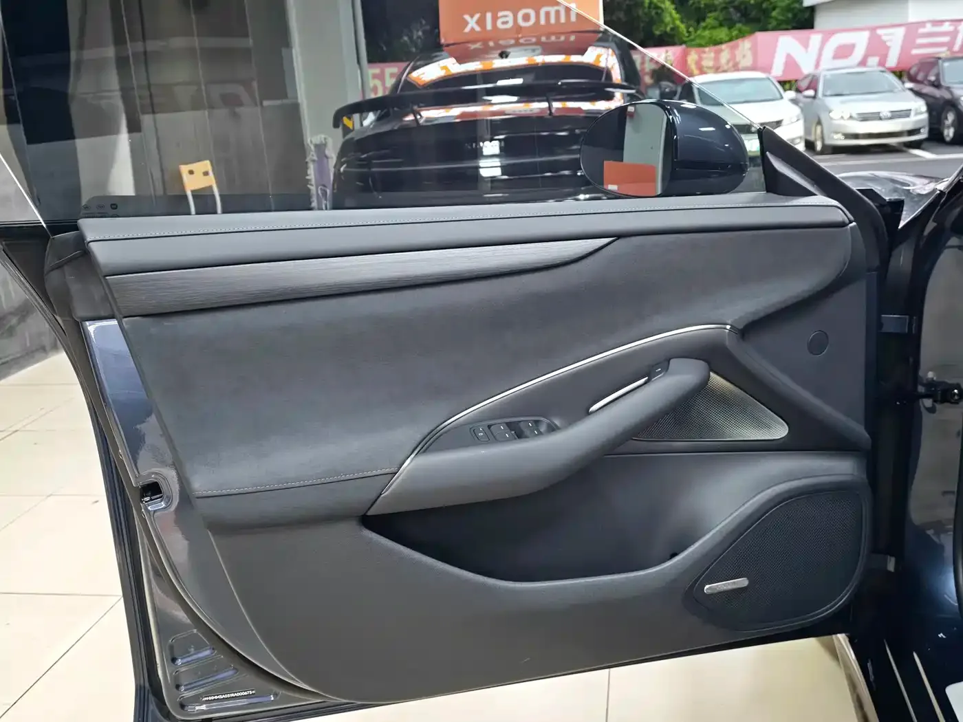 Xiaomi Auto Xiaomi SU7 2024 AWD Extended Range Advanced Smart Driving Max Edition — Фото автомобиля 21