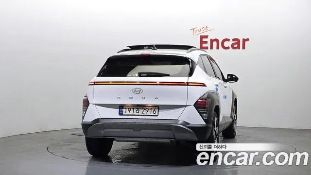 Hyundai Kona — Фото автомобиля 4