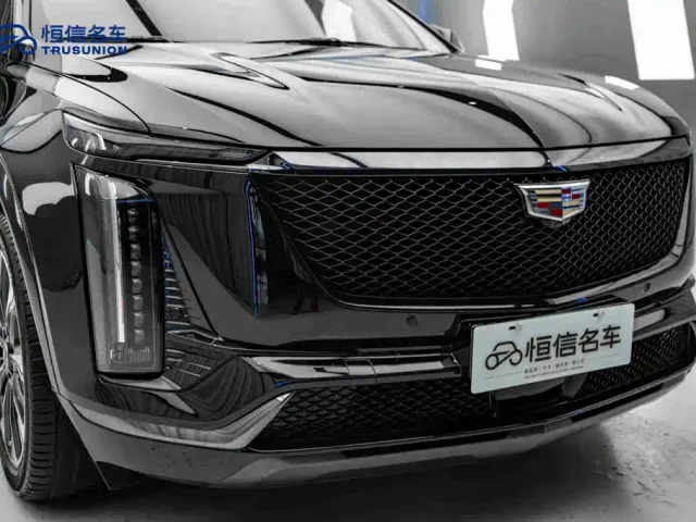 Cadillac XT5 — Фото автомобиля 9