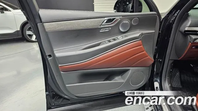 Genesis GV80 — Фото автомобиля 13