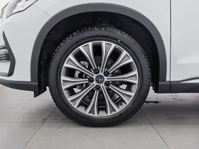 BYD Song Pro — Фото автомобиля 17