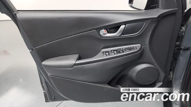 Hyundai Kona Новый Kona Бензин 2.0 2WD — Фото автомобиля 24
