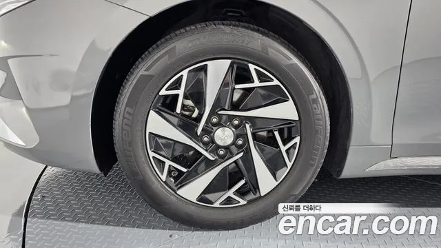 Hyundai Grandeur Grandeur (New) Hybrid — Фото автомобиля 4
