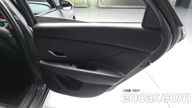 Hyundai Avante CN7 — Фото автомобиля 14