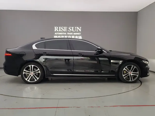 Jaguar XEL — Фото автомобиля 3
