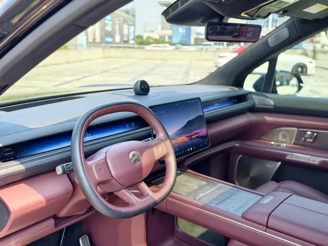Nio ES8 — Фото автомобиля 9