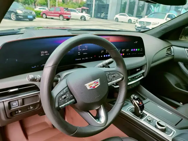 Cadillac CT5 — Фото автомобиля 19