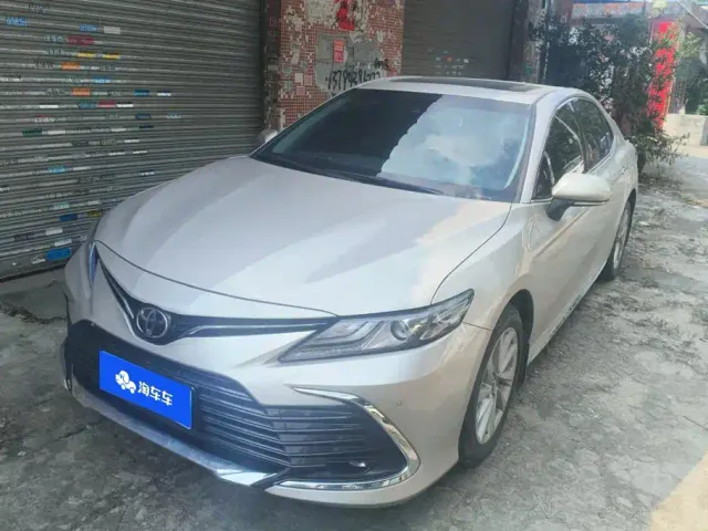 Фотография автомобиля — Toyota Camry