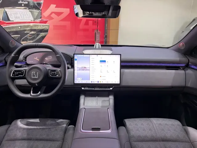 ZEEKR Zeekr 7X 2025 Model 75kWh RWD Smart Driving Edition — Фото автомобиля 9