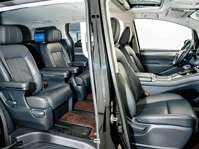 GAC Trumpchi M8 — Фото автомобиля 23