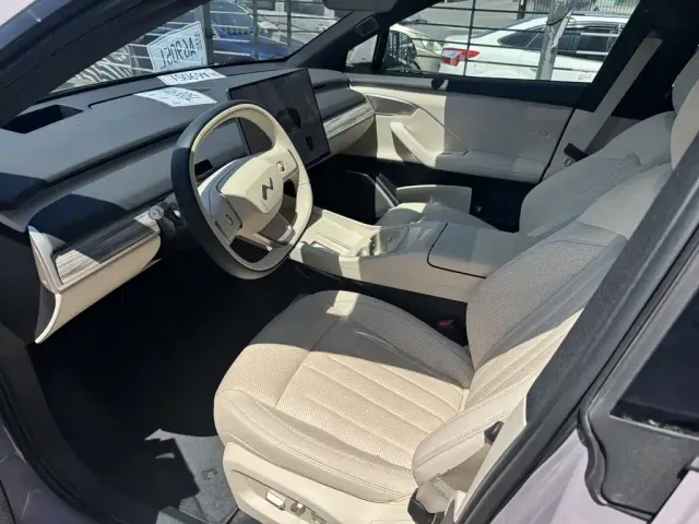 Onvo L60 — Фото автомобиля 2