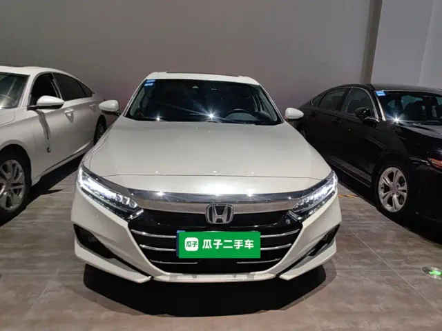 Honda Accord — Фото автомобиля 2