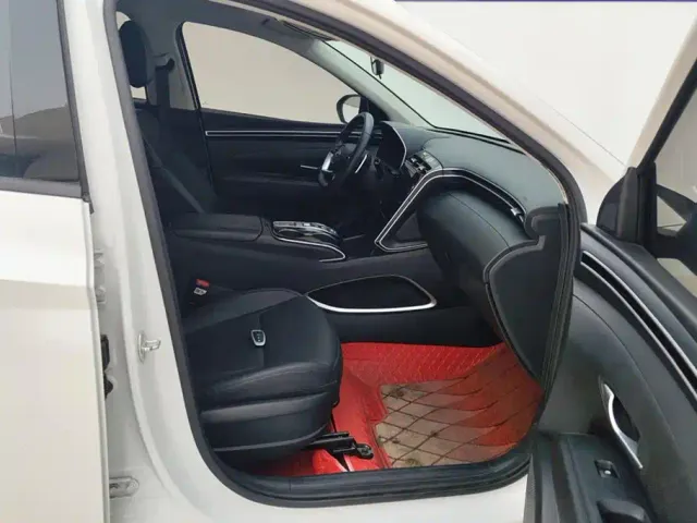 Hyundai Tucson — Фото автомобиля 8