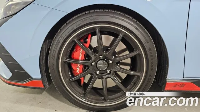 Hyundai AVANTE — Фото автомобиля 4