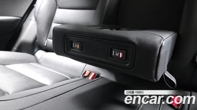 Renault-KoreaSamsung QM6 Новый QM6 2.0 GDe LE Signature 2WD — Фото автомобиля 17