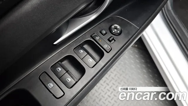 Hyundai Avante — Фото автомобиля 28