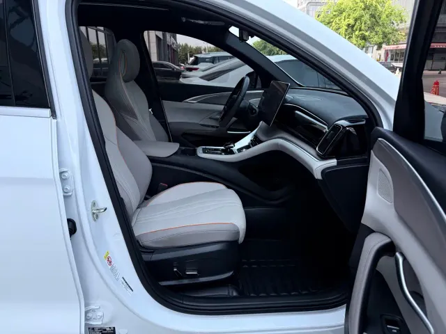 BYD Song Pro — Фото автомобиля 27