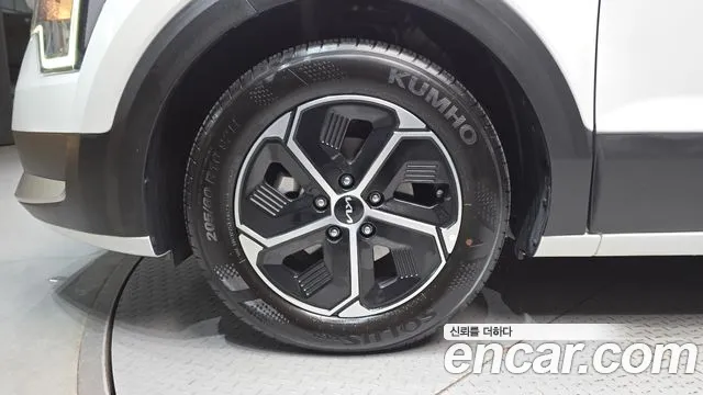Kia Niro The All New — Фото автомобиля 5