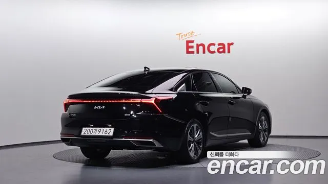 Kia K8 Hybrid — Фото автомобиля 2