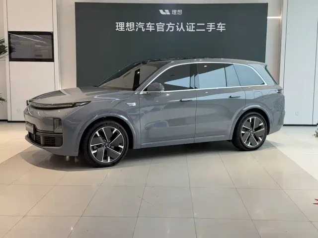 Фотография автомобиля — Li Auto L8