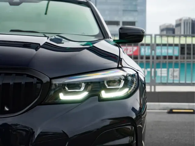 BMW 3 Series — Фото автомобиля 4