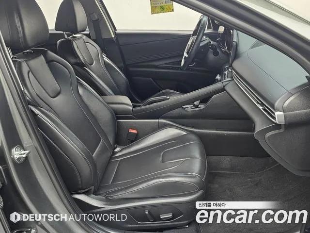 Hyundai Avante CN7 — Фото автомобиля 10