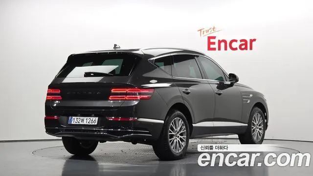 Genesis GV80 2.5T Бензин AWD — Фото автомобиля 2