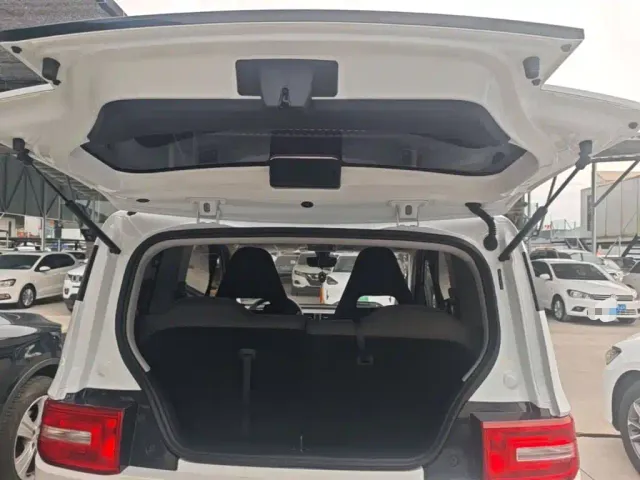 Wuling Hongguang Mini EV — Фото автомобиля 18