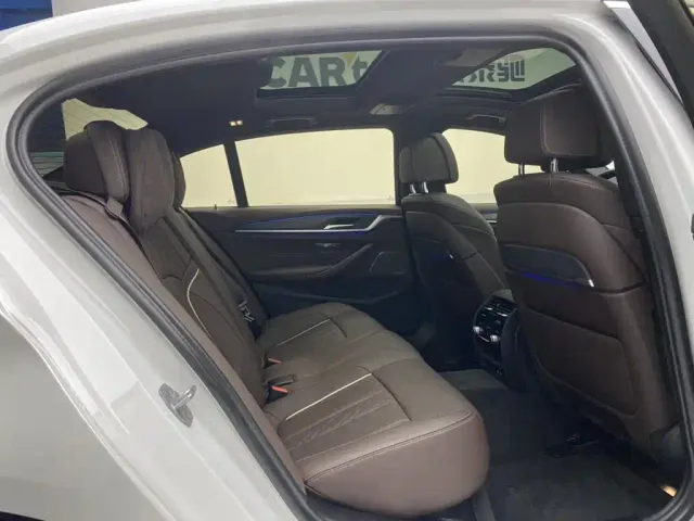 BMW 5 Series — Фото автомобиля 21
