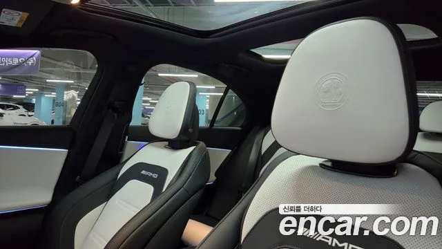Mercedes-Benz E-Class — Фото автомобиля 10