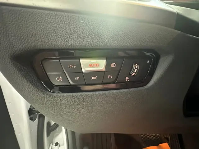 BMW 3 Series — Фото автомобиля 23