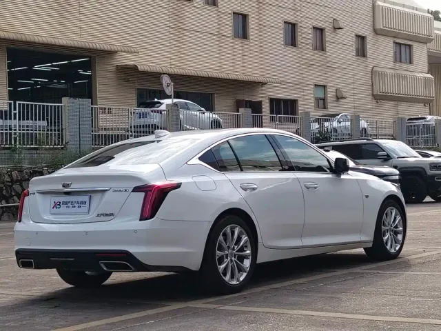 Cadillac CT5 — Фото автомобиля 15