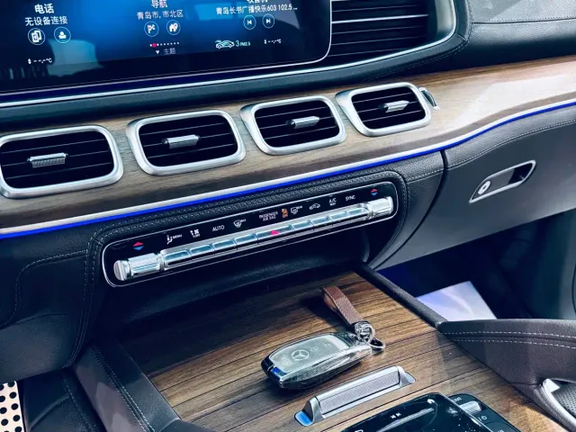 Mercedes-Benz GLS-Class — Фото автомобиля 8