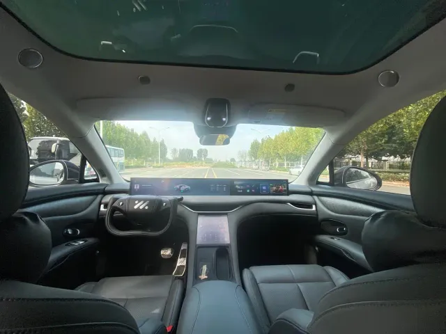 IM Motors LS6 — Фото автомобиля 6