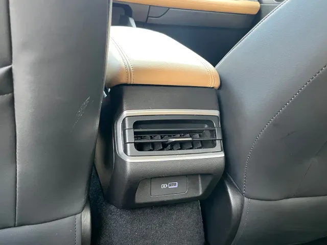 Geely Emgrand L — Фото автомобиля 18