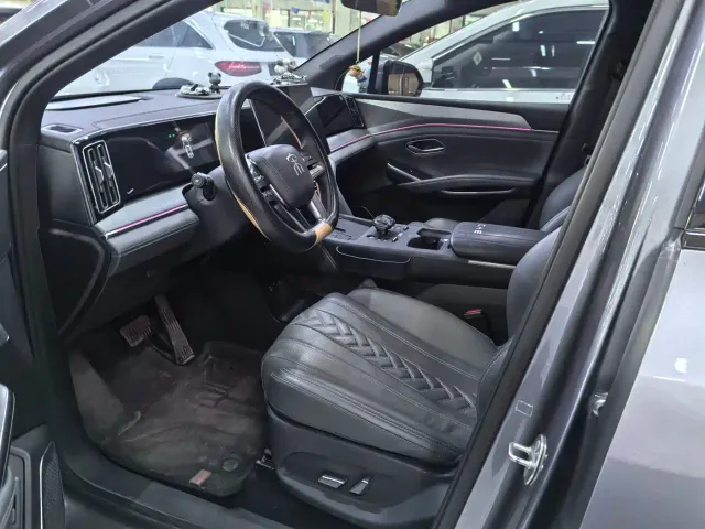 BYD Song L DM-i — Фото автомобиля 6