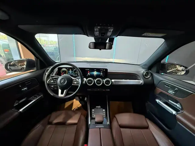 Mercedes-Benz GLB-Class — Фото автомобиля 10