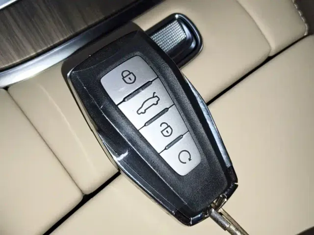 Geely Xingyue L — Фото автомобиля 8