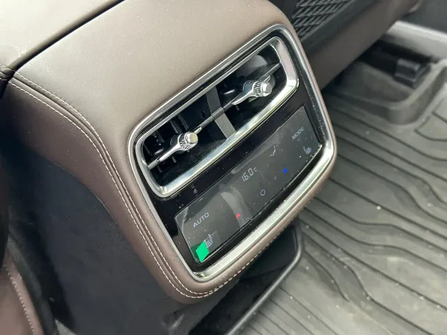 Geely Xingyue L — Фото автомобиля 14
