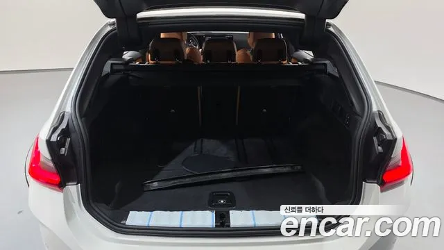BMW 3 Series G20 — Фото автомобиля 20