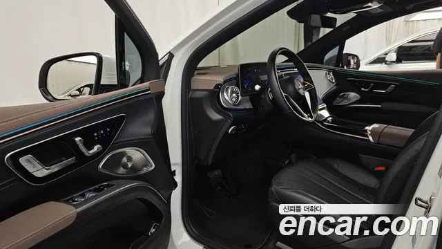 Mercedes-Benz EQS — Фото автомобиля 8