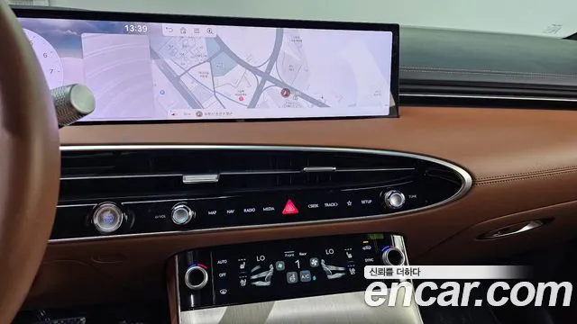 Genesis GV70 2.5T Бензин AWD — Фото автомобиля 13