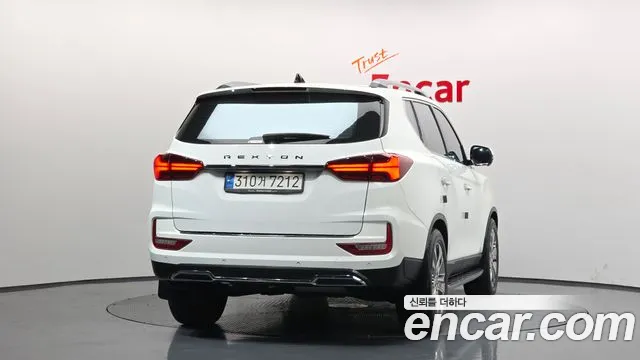 KG_Mobility_Ssangyong Rexton — Фото автомобиля 4