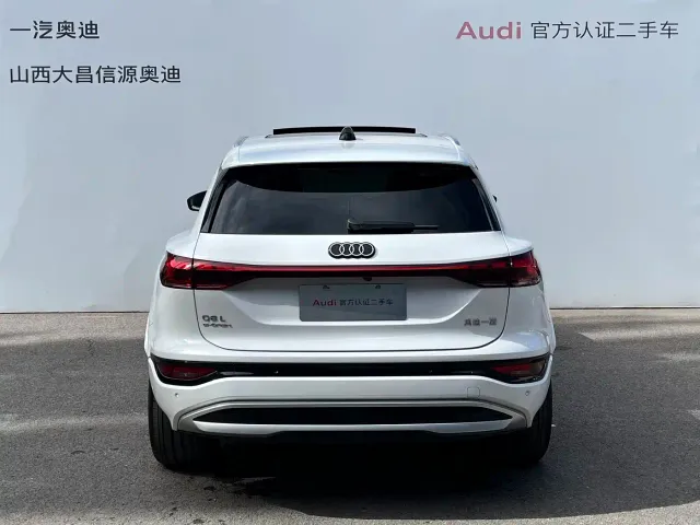 Audi Q6L e-tron — Фото автомобиля 5