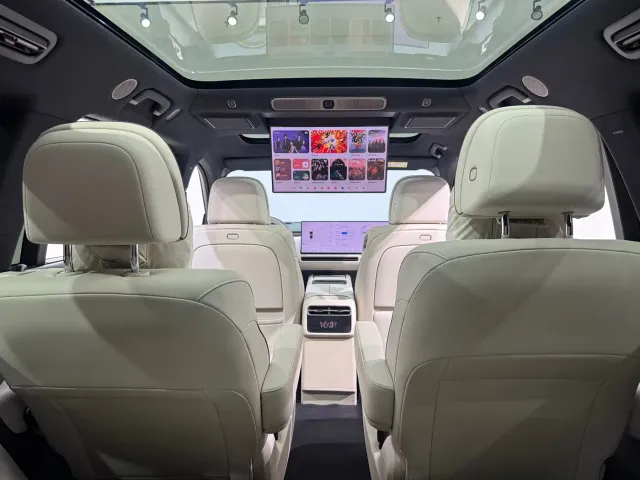 Li Auto L9 — Фото автомобиля 11