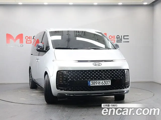 Hyundai Staria — Фото автомобиля 2
