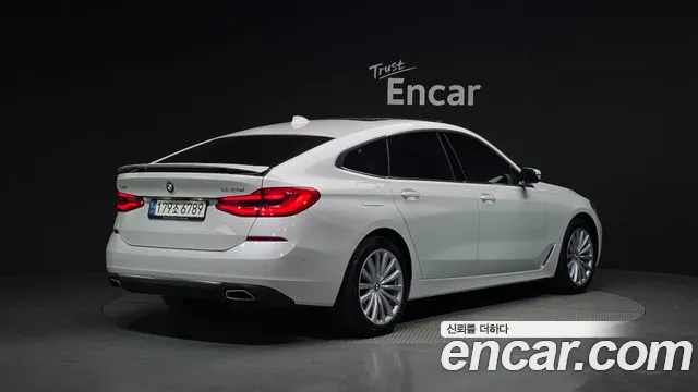 BMW Gran Turismo — Фото автомобиля 2