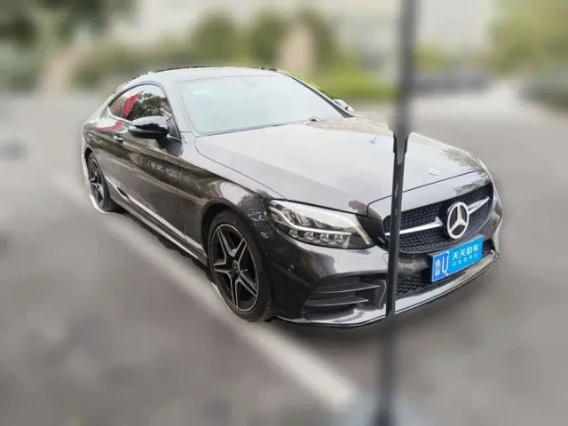 Mercedes-Benz C-Class — Фото автомобиля 3