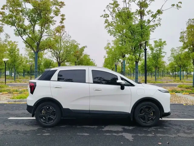 Geely Geometry E Firefly — Фото автомобиля 4