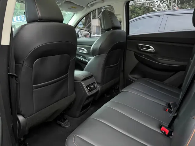 Changan X7 Plus — Фото автомобиля 12